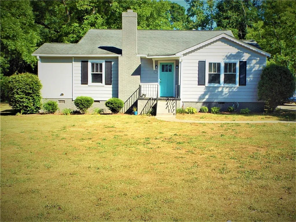 Front exterior of 109 Comet St, Anderson, SC