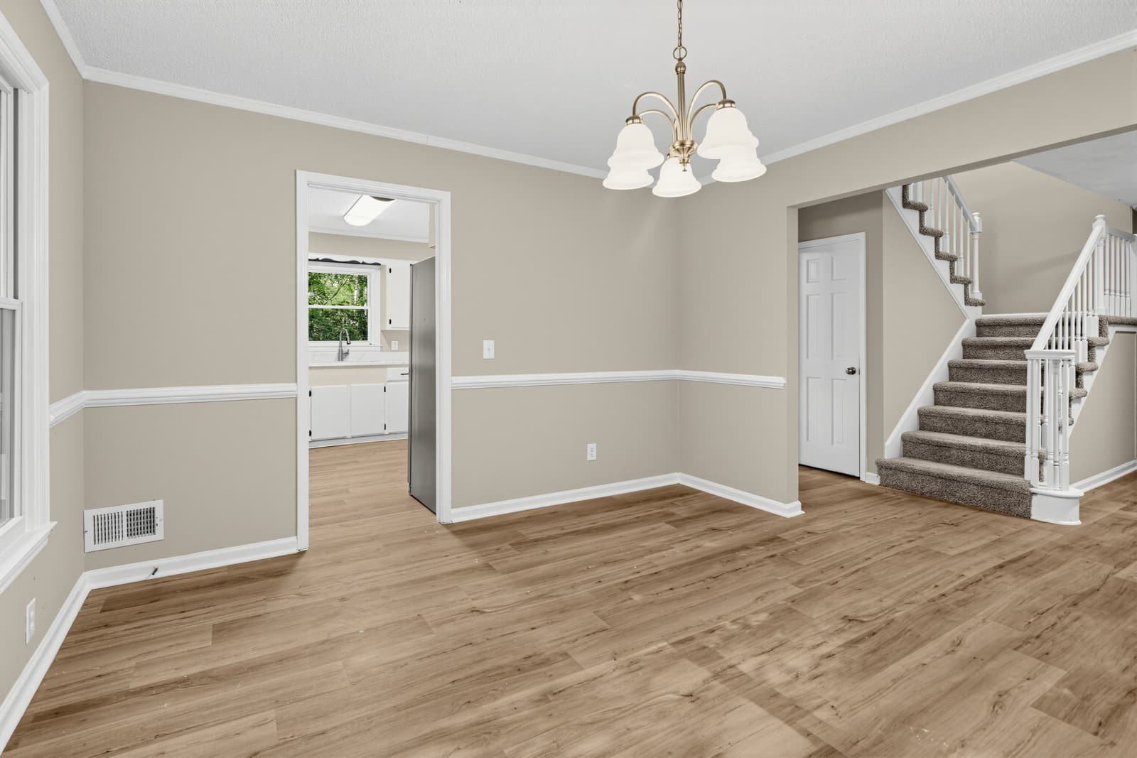 Dining room and staircase